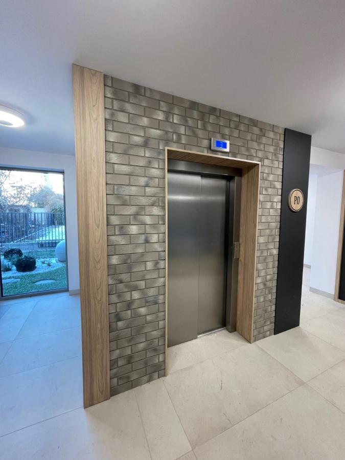 Apartament Smart Kamienica Grochow With Free Parking Varšava Exteriér fotografie